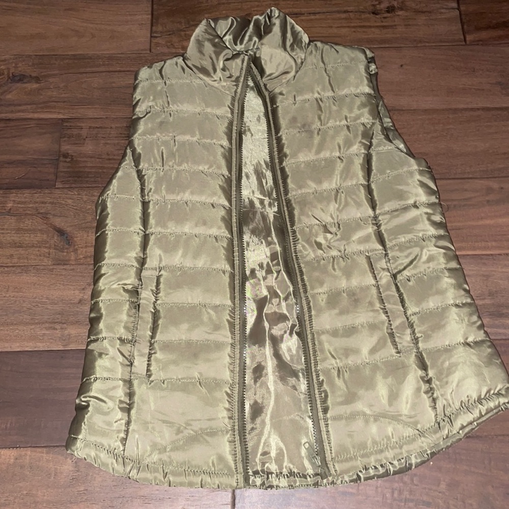RUE 21 Green Vest